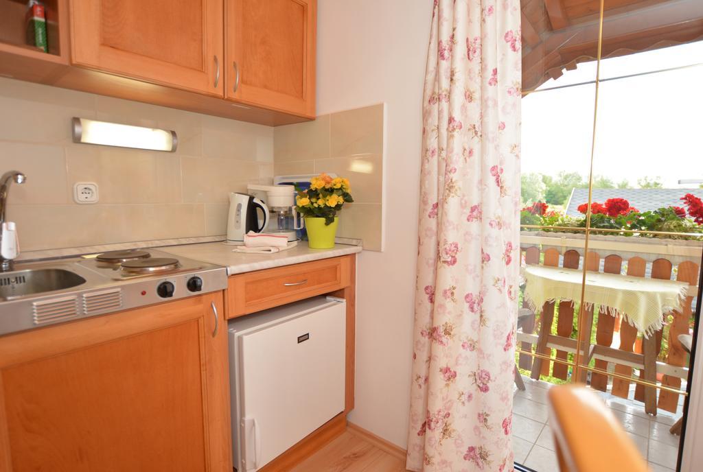 Viragoskert Apartman Hévíz Zimmer foto