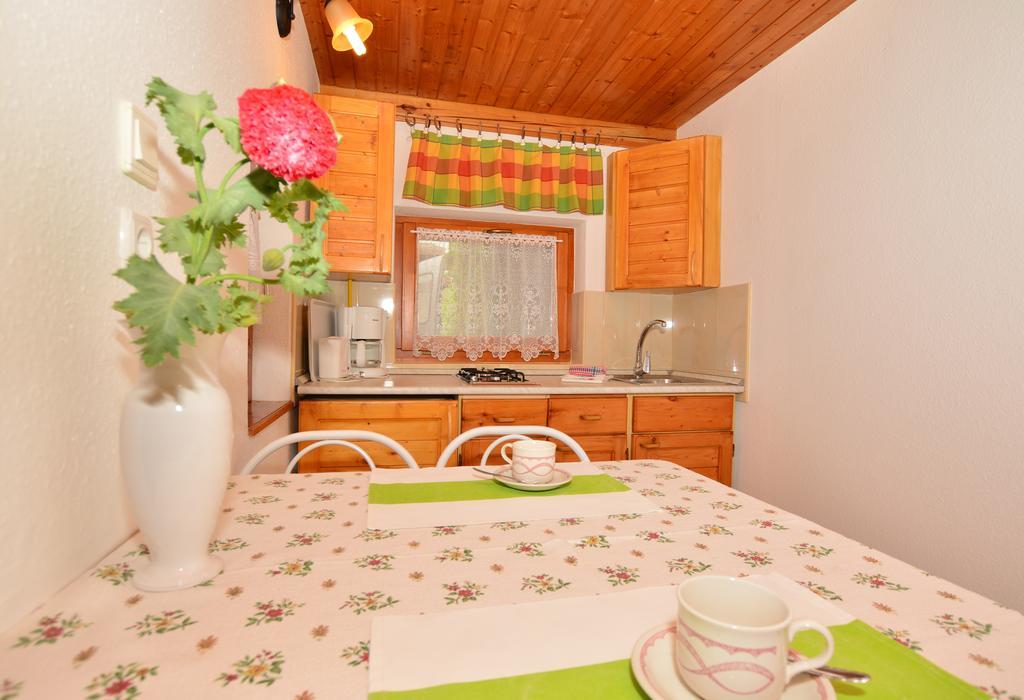 Viragoskert Apartman Hévíz Zimmer foto