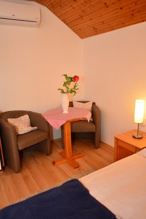 Viragoskert Apartman Hévíz Zimmer foto