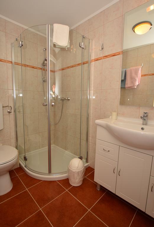 Viragoskert Apartman Hévíz Zimmer foto