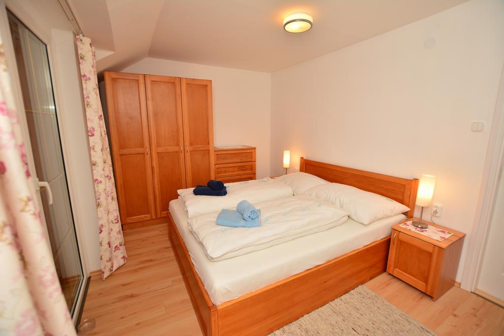Viragoskert Apartman Hévíz Zimmer foto