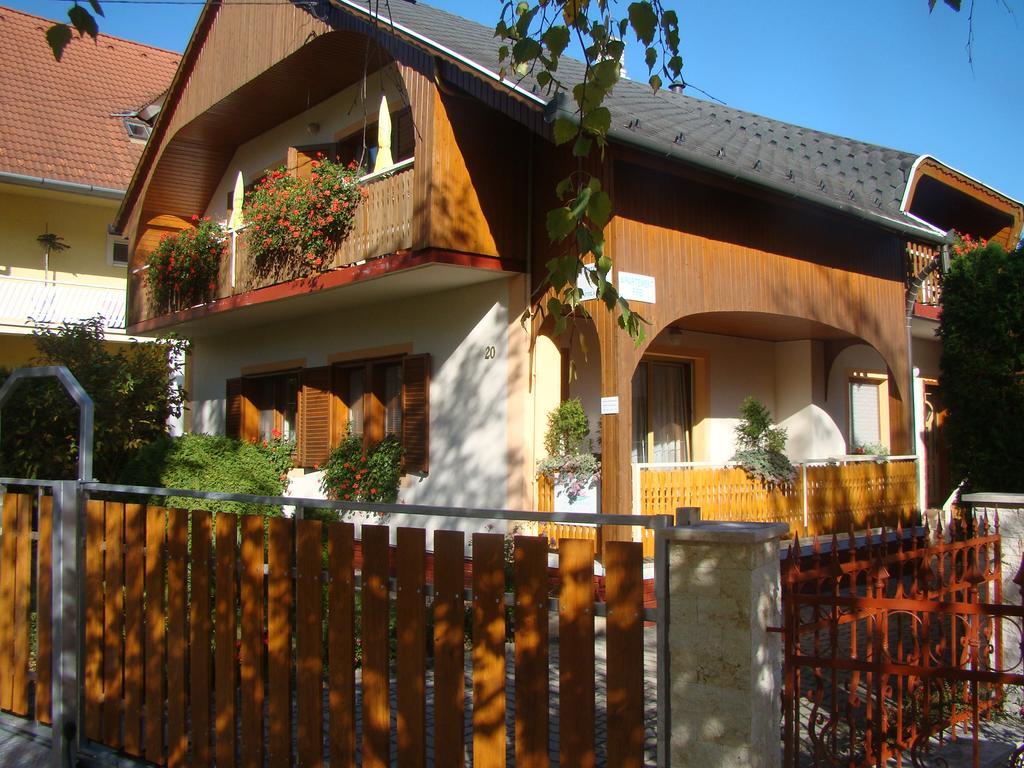 Viragoskert Apartman Hévíz Exterior foto