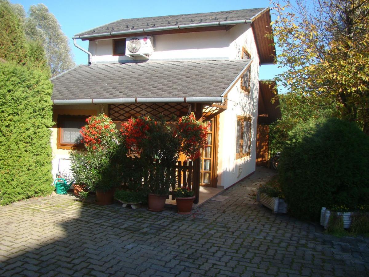 Viragoskert Apartman Hévíz Exterior foto